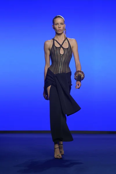 Look 38
